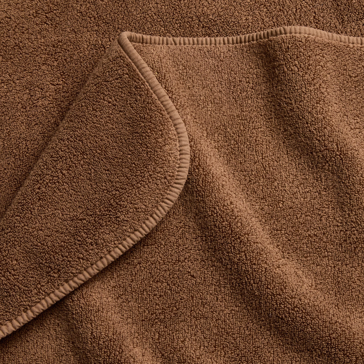 Serviette de bain en coton marron café