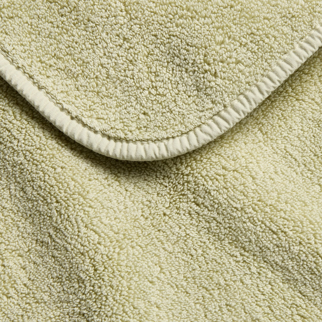 Serviette d'invité en coton vert sauge